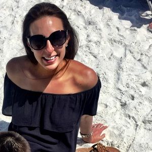 Meet your Posher, Gina